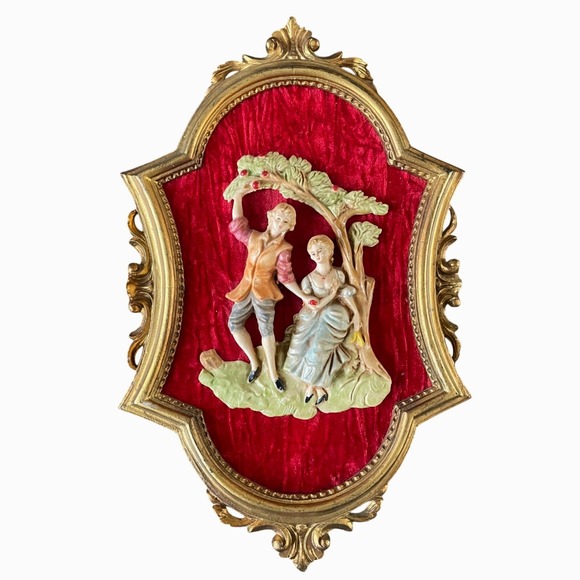 Vintage Italian Wall Plaques Romantic Couple Red Velvet Gold Frame Empire Art - Picture 3 of 12